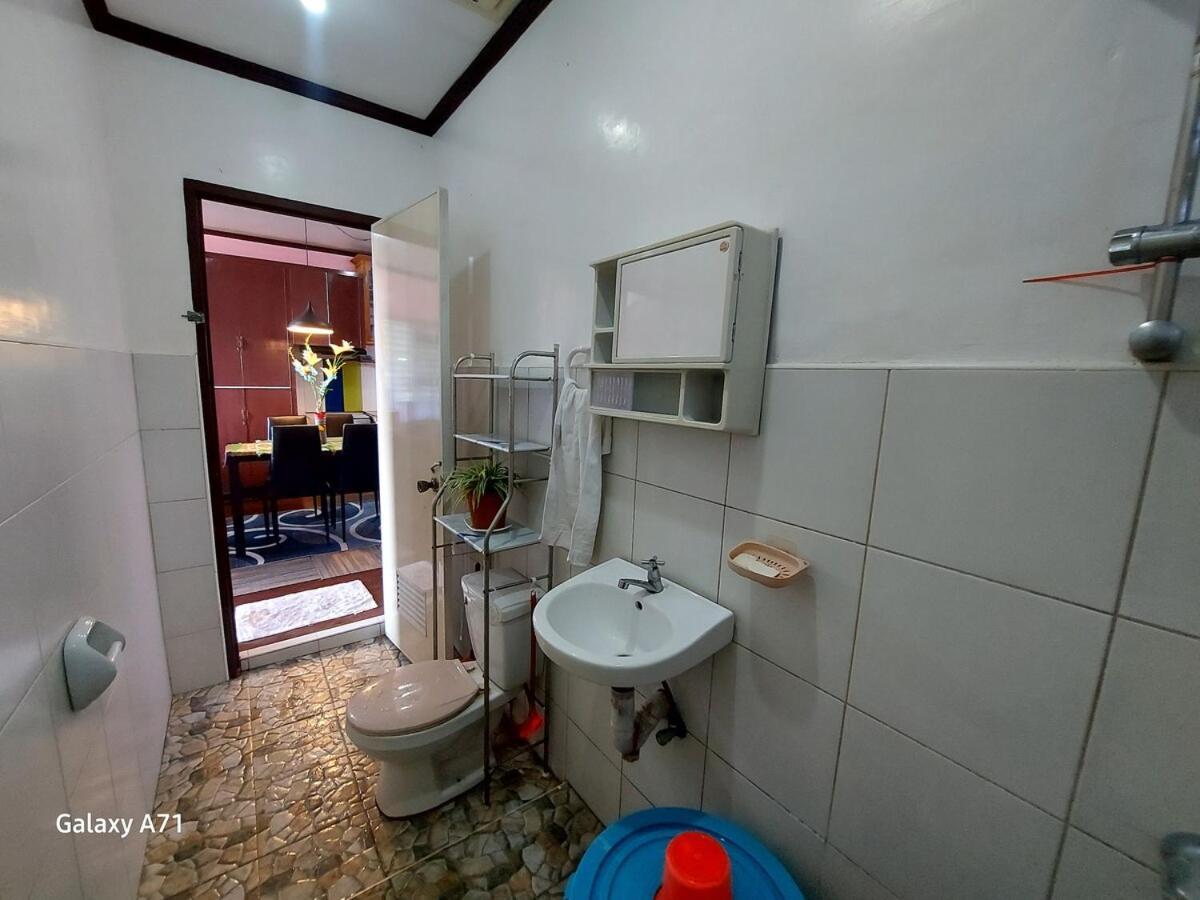 Island Samal Overlooking View House With Swimming Pools San Antonio  Екстер'єр фото